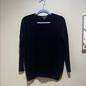 🎄French Connection Black Sweater